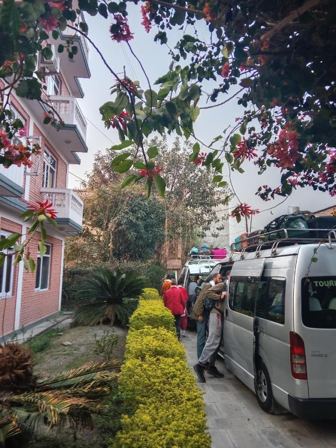 Hotel Lotus Garden Kathmandu Esterno foto